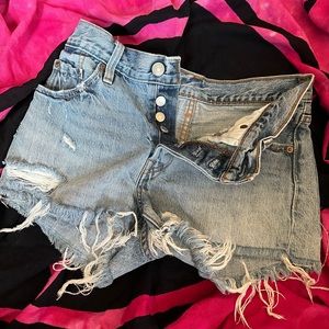 501 denim shorts